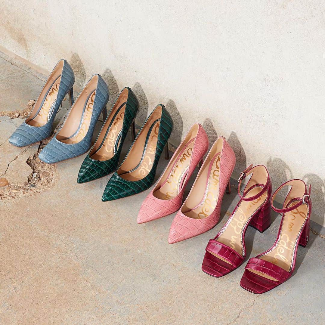 サムエデルマンのインスタグラム：「Colorful Crocos  Tap to shop our core styles  #SamEdelman #EdelmanIcons」