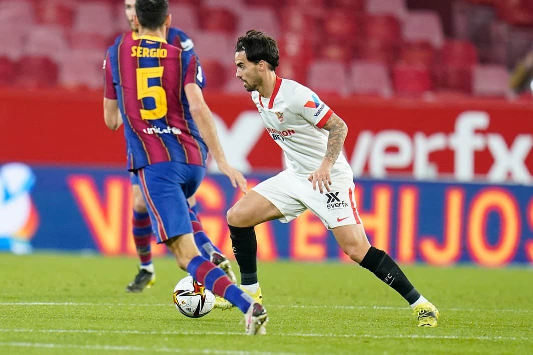 ヘスス・フェルナンデス・サエスのインスタグラム：「Como siempre,equipazo!!!! Nos queda otro pasito más... equipo pesadilla . A pensar en el sábado, esto no para ⚔️ 🔥. @sevillafc」