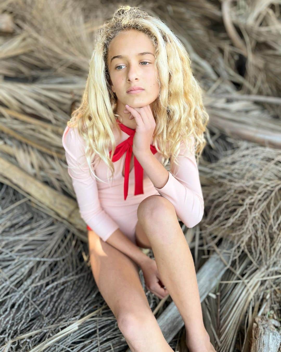 ハイディメリックのインスタグラム：「Our last model of the day 🤍」