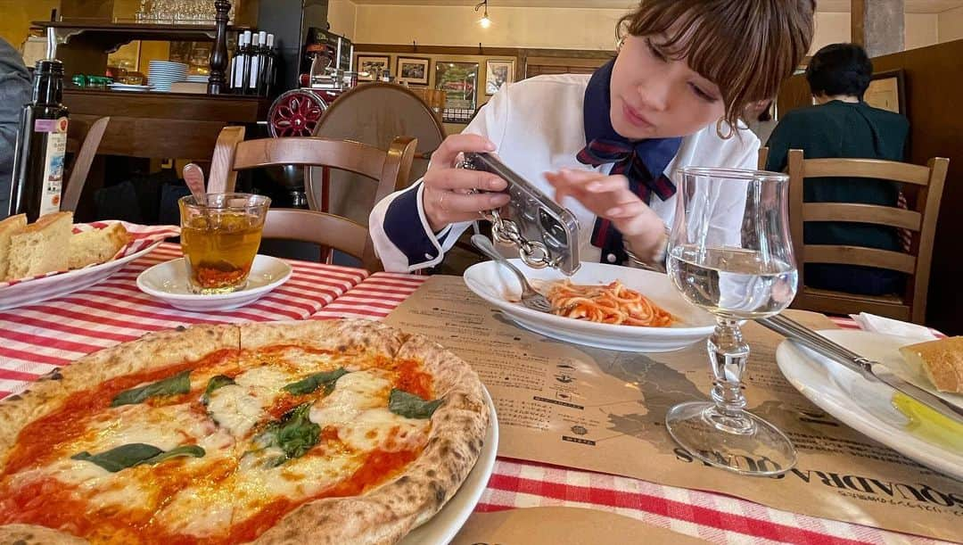 細田阿也さんのインスタグラム写真 - (細田阿也Instagram)「支え癒してくれる妹ず♡  であり  息子にとっての よきよきお姉さん的存在♡  #あゆかおめでとう #このご縁 #永遠に　♡」2月11日 8時53分 - hosodaaya