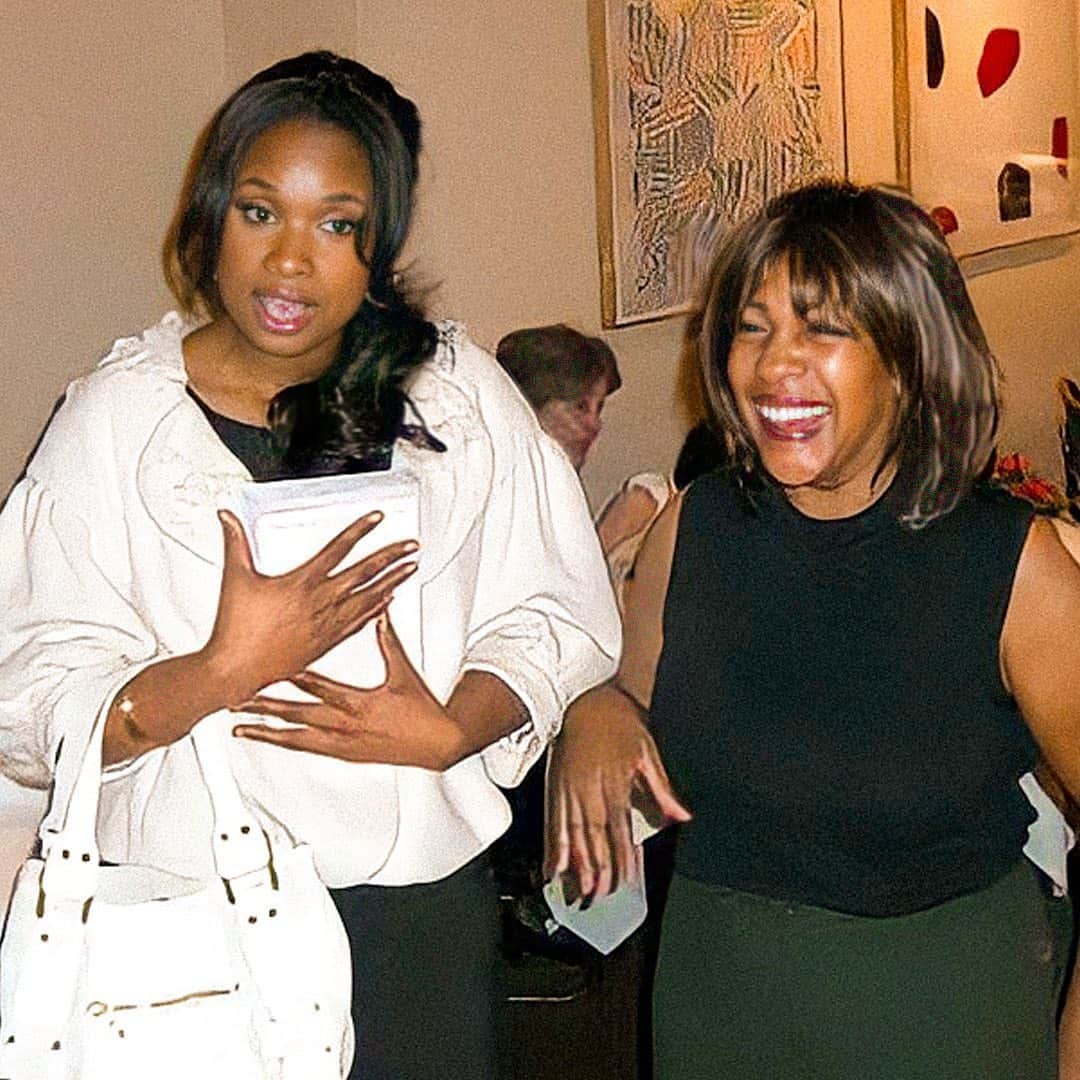 ジェニファー・ハドソンのインスタグラム：「76 years of trailblazing Black female beauty and representation in music and fashion .  Saddened to see such an iconic diva leave us , but thankful for all that Mary Wilson brought to us . Rest In Peace」