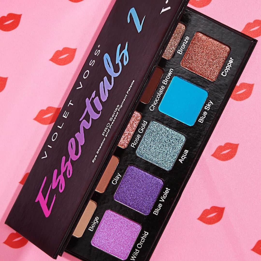 ipsyさんのインスタグラム写真 - (ipsyInstagram)「3️⃣ ATTN: TRIPLE POINTS! 3️⃣ Refer your friends to IPSY and earn 3x points—then treat yourself to this @shopvioletvoss palette. 😉 #IPSYSendLove  Product Here: @shopvioletvoss Essentials 2 Palette   #cosmetics #beauty #makeup #makeupsubscription #makeupaddict #ipsymakeup #beautyobsessed #beautybox #subscriptionbox #makeuplooks #ipsymakeup #beautyproducts #flatlay #flatlaystyle #flatlayoftheday」2月11日 9時36分 - ipsy