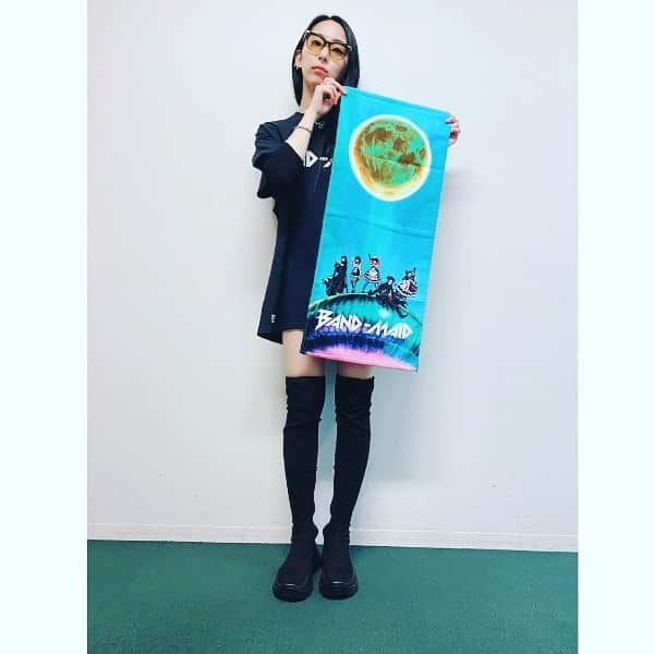 BAND-MAIDさんのインスタグラム写真 - (BAND-MAIDInstagram)「Towels  These items will be released on Feb. 11, p.m. 2:00 JST  https://bandmaid.store/  BAND-MAID ONLINE OKYU-JI (Feb. 11, 2021)  http://bandmaid.tokyo/contents/398790  #bandmaid #newmerch #SAIKI」2月11日 10時35分 - bandmaid.jp