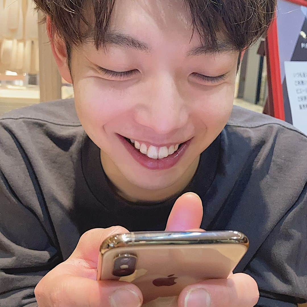 谷口朝香のインスタグラム：「よく「仲良い友だちかと思った！」と言われますが、ゆうじくんはわたしの彼氏です🥺 同い年で、料理人しています💕」