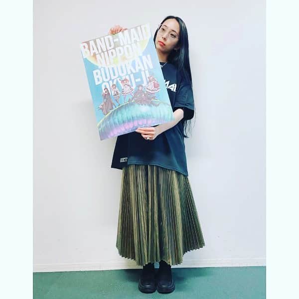 BAND-MAIDさんのインスタグラム写真 - (BAND-MAIDInstagram)「A2 POSTER  These items will be released on Feb. 11, p.m. 2:00 JST  https://bandmaid.store/  BAND-MAID ONLINE OKYU-JI (Feb. 11, 2021)  http://bandmaid.tokyo/contents/398790  #bandmaid #newmerch #SAIKI」2月11日 10時57分 - bandmaid.jp