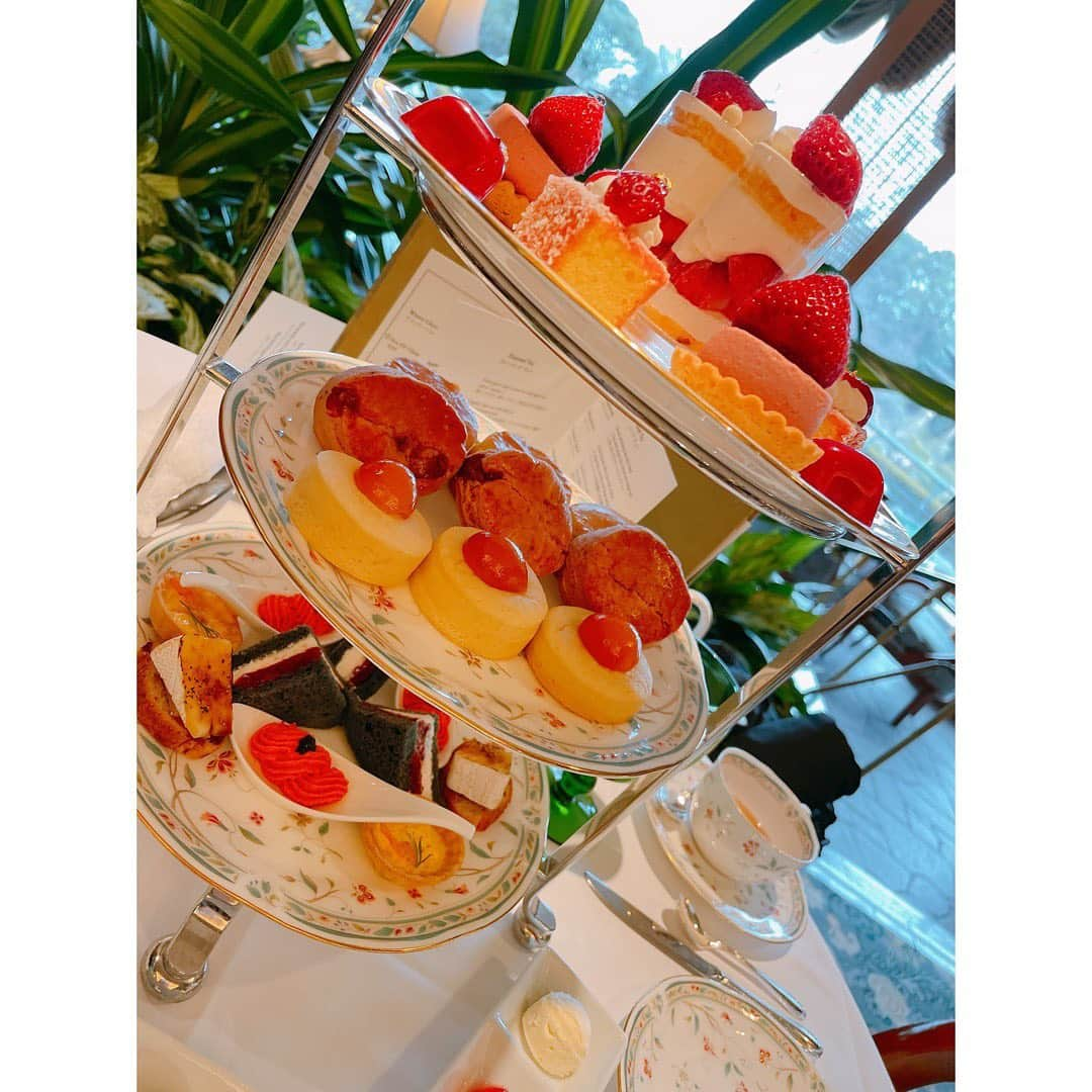 上原亜衣さんのインスタグラム写真 - (上原亜衣Instagram)「少し前に行ってきたやつ😊  #afternoontea」2月11日 11時50分 - ai_uehara_ex