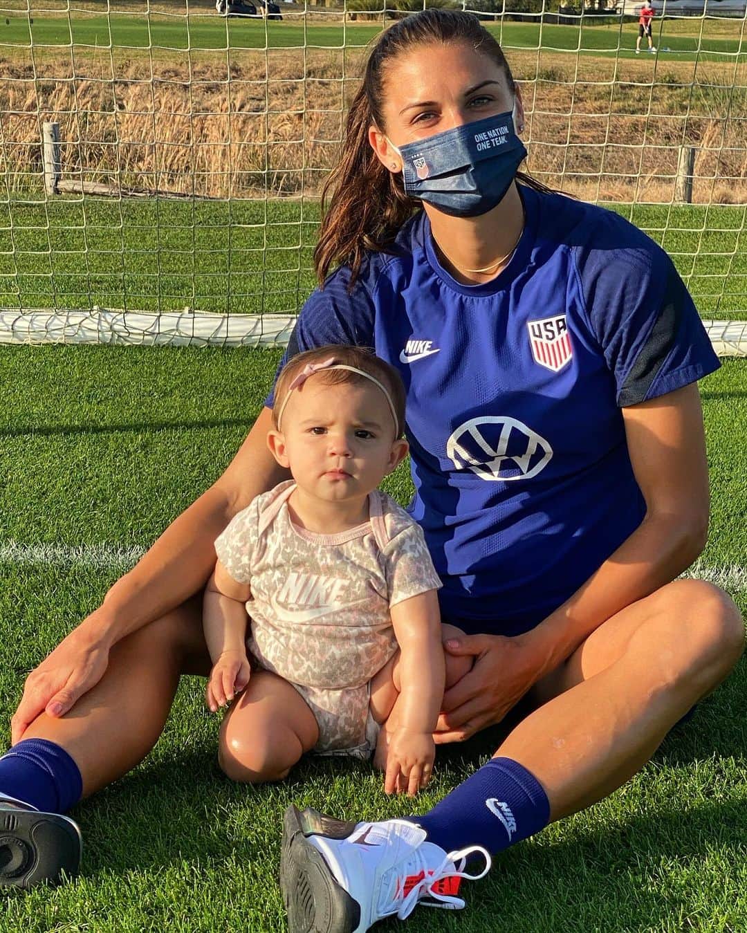 アレックス・モーガンのインスタグラム：「2021 soccer season ✨」
