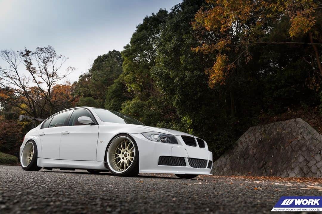 のインスタグラム：「@stablecars BMW E90 on WORK VS TX #artofwheel #vstx」