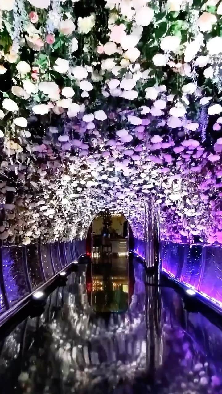 Palms Casino Resortのインスタグラム：「CRIMSON IN BLOOM opens this Friday only at @redrockcasino   For table reservations call 702-797-7873」
