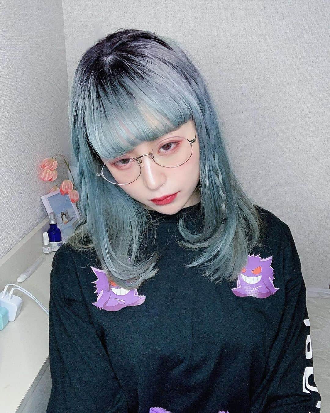 モニ子のインスタグラム：「久々の投稿は半目です。半目すき〜　#pokemon #gengar」