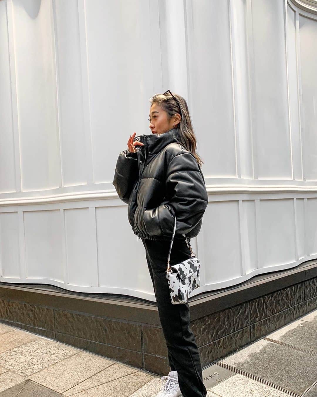 のインスタグラム：「いつの日かの#ootd 🤍✨  _________  #outfit#fashion#instafashion#style#me#tb#zara #zarawomen#ザラジョ#冬コーデ#海外ファッション #その手やめて？」