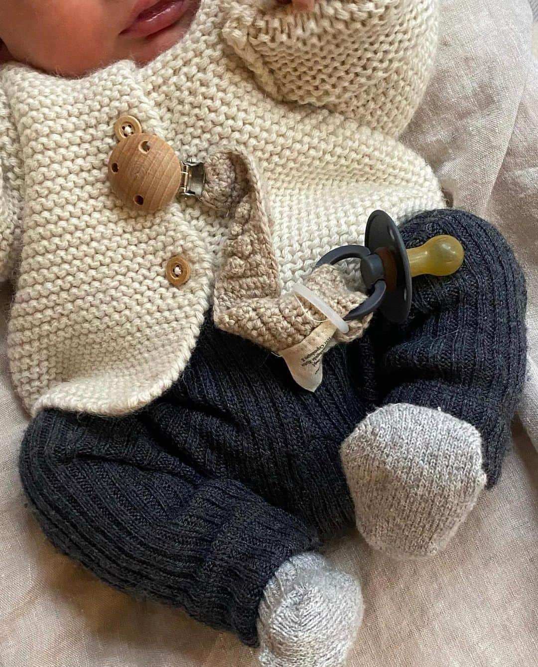 bonpointのインスタグラム：「Regram @lizachloe 🍒💕 #baby #bonpoint #newborn」