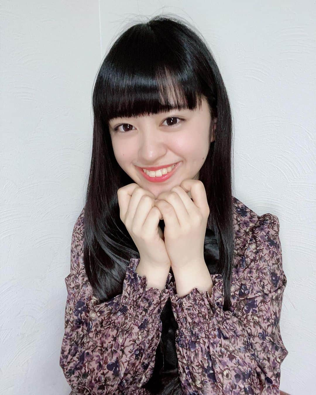 星ゆりかのインスタグラム：「今日は朝から撮影頑張りました〜!!  すごくあたたかい現場で楽しかった🥰情報解禁お楽しみに…！！  あと今日から限定公開のコナンくんの映画見に行ってきたよ🤗💗常に心の中で発狂してました、、、」