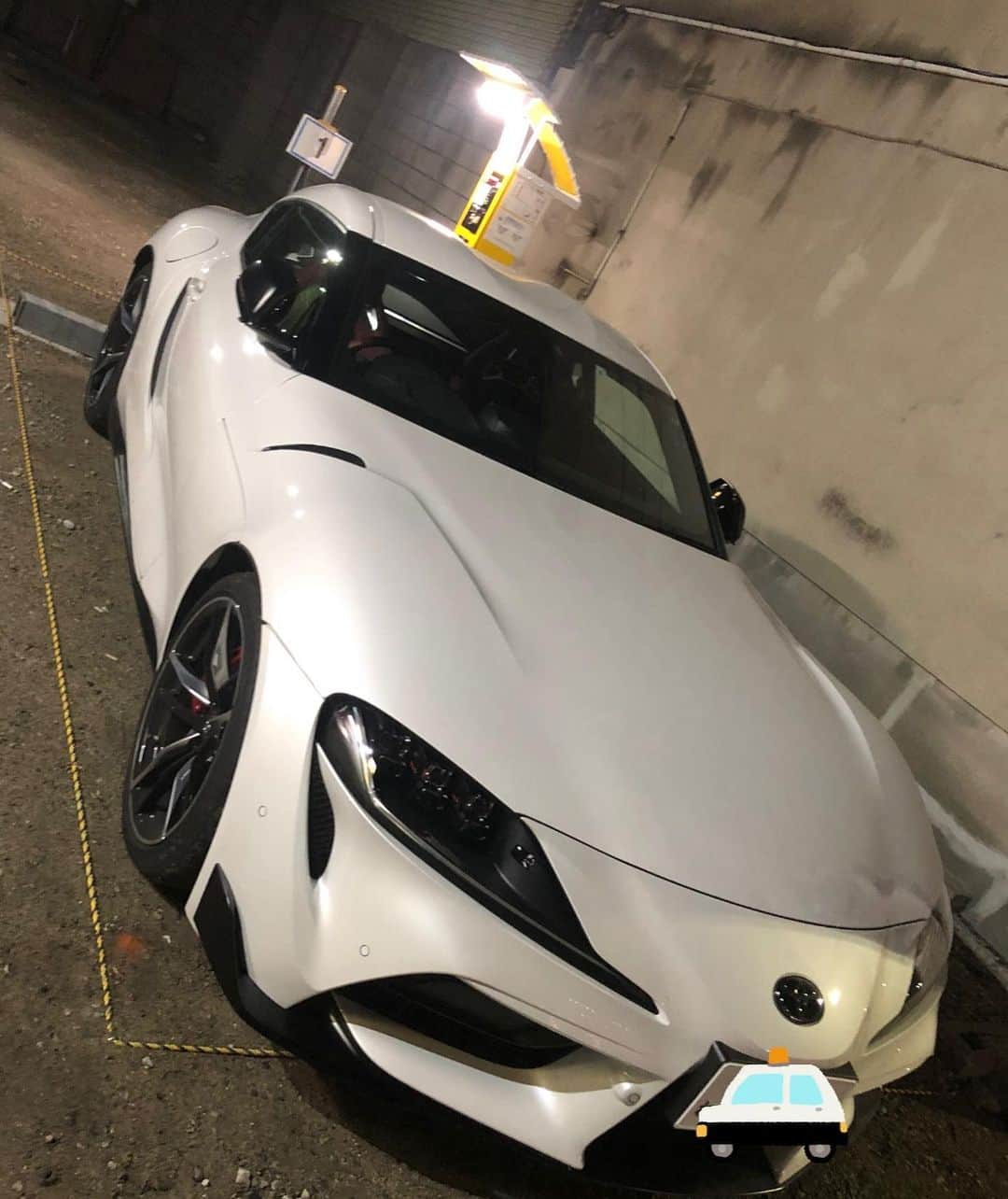 MYのインスタグラム：「俺の好きな車たち。。 （持ってません） 最近の趣味は車です  #車 #車 #車 #轟 #フリーメイソン」