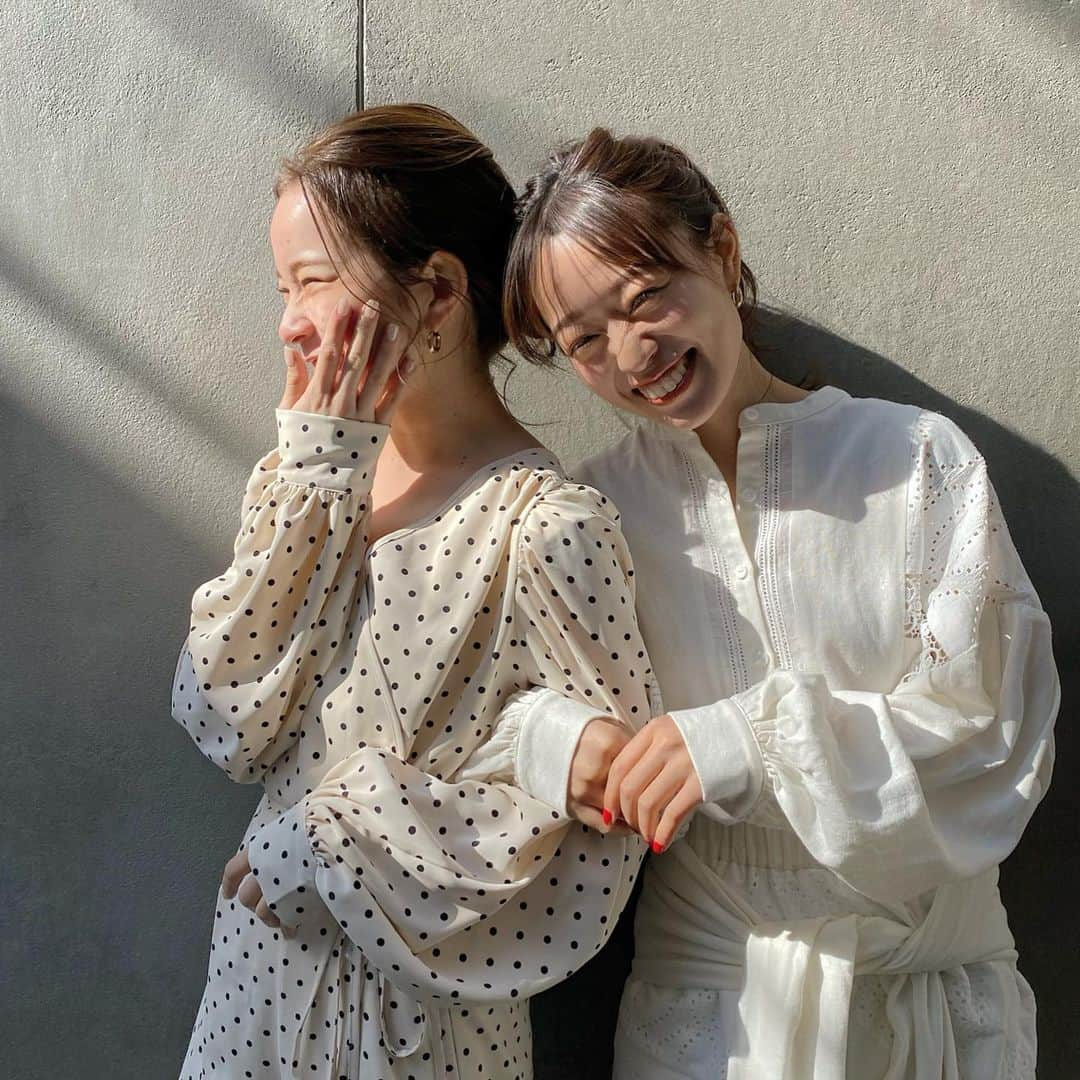 吉田佳菜さんのインスタグラム写真 - (吉田佳菜Instagram)「ㅤㅤㅤㅤㅤㅤㅤㅤㅤㅤㅤㅤㅤ ㅤㅤㅤㅤㅤㅤㅤㅤㅤㅤㅤㅤㅤ 本日のInsta Liveご覧いただいた皆さん ありがとうございました！ @whoswhochico のIGTVに残しておりますので 是非見ていただけると嬉しいです！♡ 今後もゆずちゃん(@___citron )とプレスルームから Insta Liveを行っていく予定なので #ゆずちわ をよろしくお願いします👶🏼🐶 ㅤㅤㅤㅤㅤㅤㅤㅤㅤㅤㅤㅤㅤ ㅤㅤㅤㅤㅤㅤㅤㅤㅤㅤㅤㅤㅤ 明日は楽しみがいっぱいの日！ 12:00にカタログ公開🌼 とっても可愛いカタログなのでお楽しみに♪ ㅤㅤㅤㅤㅤㅤㅤㅤㅤㅤㅤㅤㅤ そして同じく12:00〜 カタログ掲載アイテム、NASA/PONYのコラボアイテム、 SALON by Chicoとオンライン限定アイテムなどなどetc… 新作の予約販売もスタートいたします！ ㅤㅤㅤㅤㅤㅤㅤㅤㅤㅤㅤㅤㅤ いくつか着てみたのでまた明日 ストーリーに載せたいと思います☺️ ㅤㅤㅤㅤㅤㅤㅤㅤㅤㅤㅤㅤㅤ ㅤㅤㅤㅤㅤㅤㅤㅤㅤㅤㅤㅤㅤ #chico_2021ss  #kana_chicode #ちわcode #whoswhochico #salonbychico ㅤㅤㅤㅤㅤㅤㅤㅤㅤㅤㅤㅤㅤ ※撮影時のみマスクを外しております」2月11日 22時59分 - yshdkana