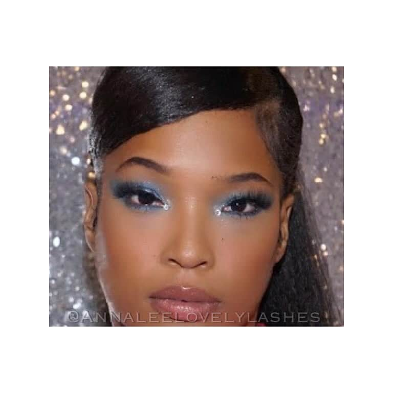 Draya Micheleのインスタグラム：「See this beautiful look + more during our Virtual fashion experience. 2/21/21 visit the link in our bio for tickets. $10  @annaleelovelylashes @__embrace__yourself__   #fashionfun #makeuplooks #humantraffickingawareness #virtuallearning」