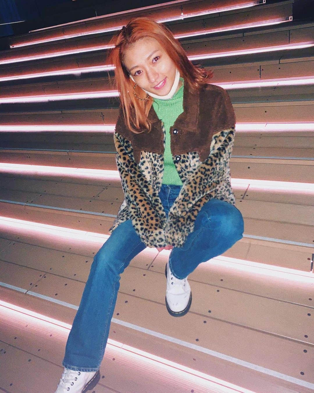 滝口成美のインスタグラム：「2/9🎂誕生日でした 産んでくれた両親と自分が選んだこの日が 年齢重ねる度に特別で大切で奇跡な事だと より思うようになりました🌈  #birthday」