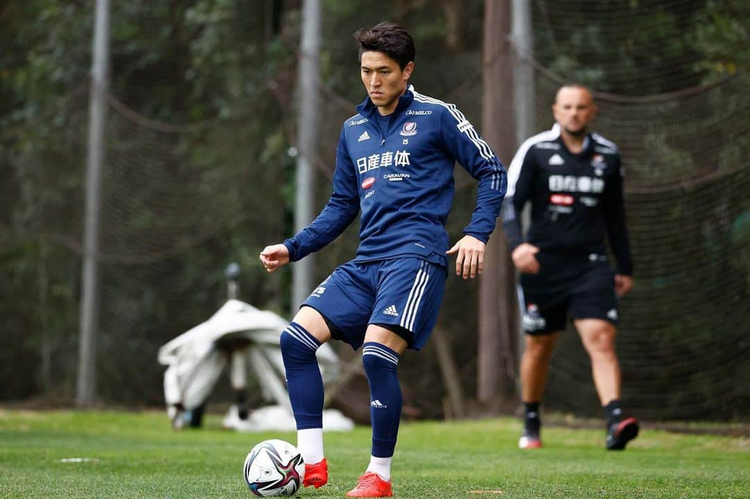 横浜F・マリノスさんのインスタグラム写真 - (横浜F・マリノスInstagram)「New training wear🔝🔝🔝  #fmarinos #adidas #training #camp #キャンプ」2月11日 23時33分 - yokohamaf.marinos