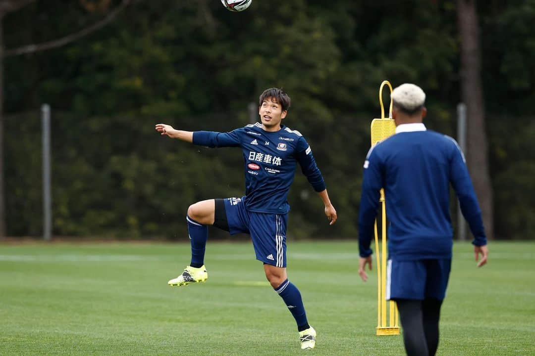 横浜F・マリノスさんのインスタグラム写真 - (横浜F・マリノスInstagram)「New training wear🔝🔝🔝  #fmarinos #adidas #training #camp #キャンプ」2月11日 23時33分 - yokohamaf.marinos