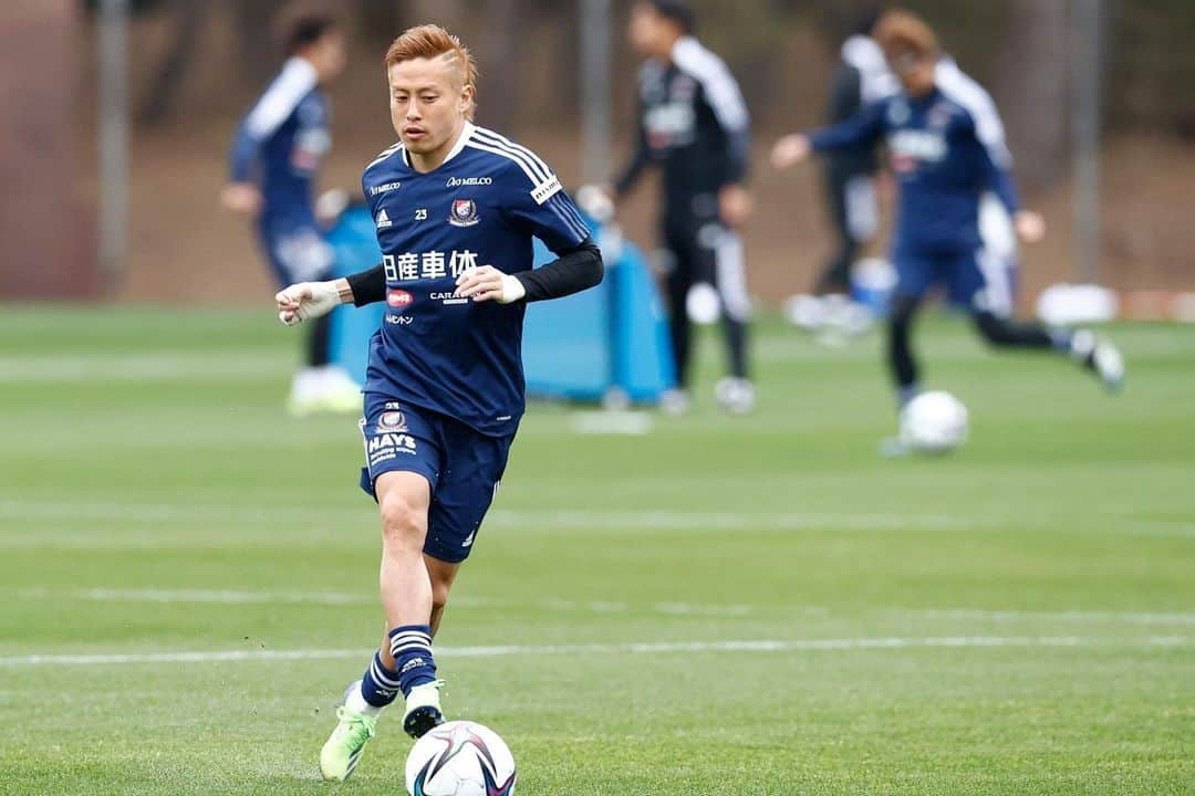 横浜F・マリノスさんのインスタグラム写真 - (横浜F・マリノスInstagram)「New training wear🔝🔝🔝  #fmarinos #adidas #training #camp #キャンプ」2月11日 23時33分 - yokohamaf.marinos