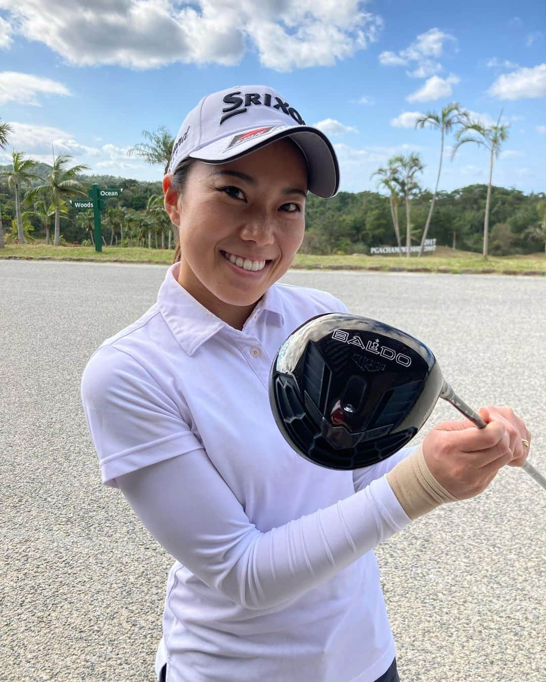 中山三奈さんのインスタグラム写真 - (中山三奈Instagram)「今日から発売！﻿ ﻿ BALDO 2021 CORSA PERFORMANCE 458 &  438 DRIVER🏌🏽‍♀️🍀✨﻿ ﻿ 私は2021 CORSA PERFORMANCE 438 DRIVERで戦います！！﻿ ﻿ めちゃくちゃ良い感じです！﻿ ﻿ 皆さんも是非試してみてくださいネ😎✨﻿ ﻿ BALDOさん、今年も宜しくお願いします！😊🍀💚﻿ ﻿ #BALDO #Golf #Driver #New #2021 ﻿ #バルド #ゴルフ #ドライバー #おすすめ﻿ #会心の一撃 #プロゴルファー #中山三奈﻿ #progolfer #minanakayama #yoga #yogini #yogainstructor #ヨガ #ヨギーニ #ヨガインストラクター #RYT200 #ハタヨガ﻿」2月11日 15時14分 - minanakayama