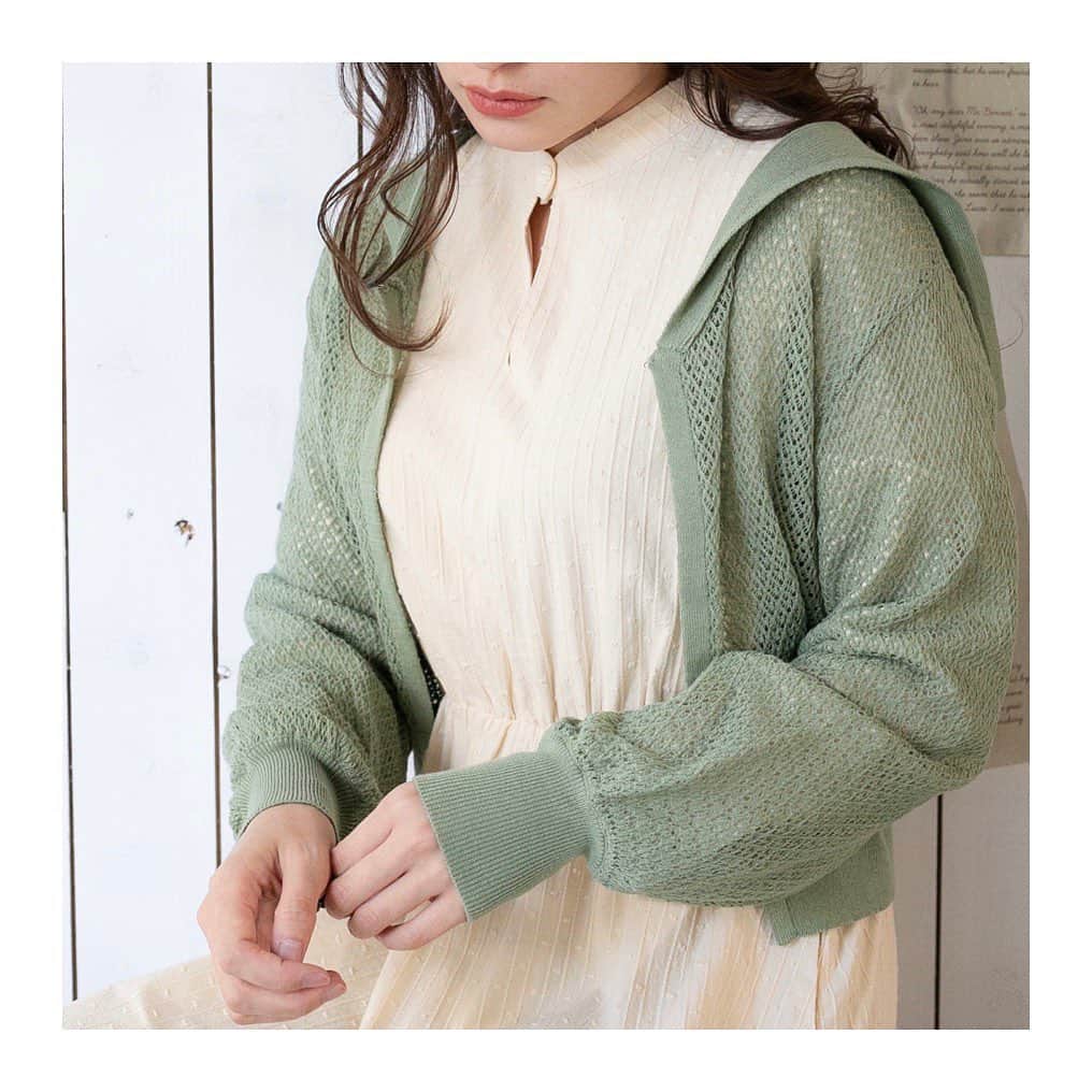 LEBECCA boutique Vintageのインスタグラム：「.﻿ Coming soon🕊  春らしい編み地が乙女心をくすぐります。 ﻿ ﻿ #lebeccaboutique」