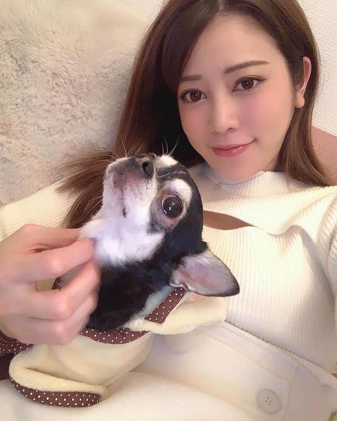薄井美樹のインスタグラム：「．     バンビもわたしも またひとつ歳を…🎂💕     これからも よろしくね〜🥺🥺     ．」
