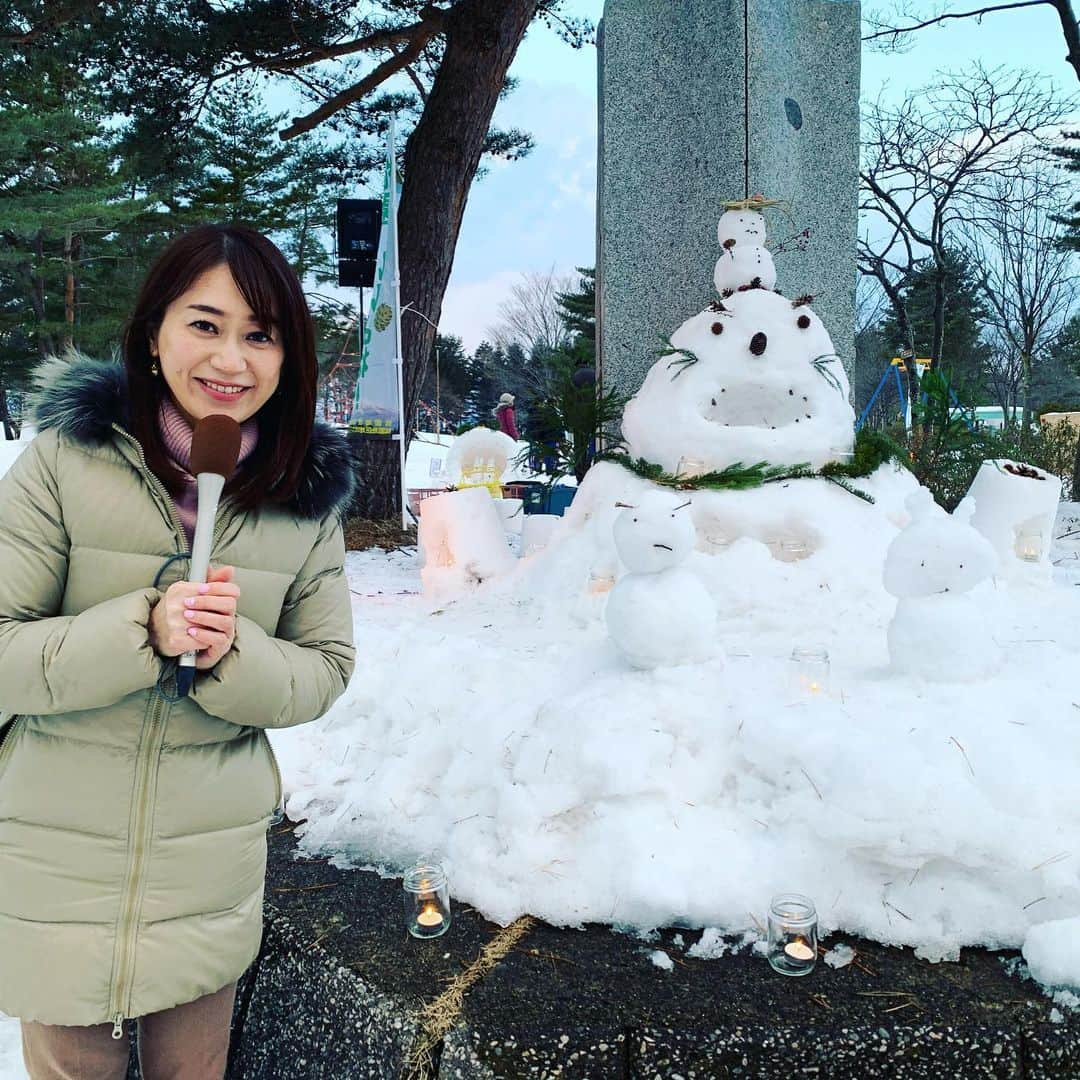 大隅智子さんのインスタグラム写真 - (大隅智子Instagram)「先日、もりおか雪あかりのサブ会場、松園中央公園からお伝えしました。 13日（土）14日（日）、盛岡市の松園中央公園で雪あかりのイベントが開催されます。 手作りの雪像や雪のオブジェの中のろうそくの灯り、雪あかり。 ぬくもりのある優しい灯りでした。 作り手の皆さんの努力にも心打たれました。 #もりおか雪あかり #サブ会場 #盛岡 #松園中央公園 #雪あかり #雪像 #オブジェ #雪 #ろうそく #灯り」2月11日 16時03分 - tomokotenki