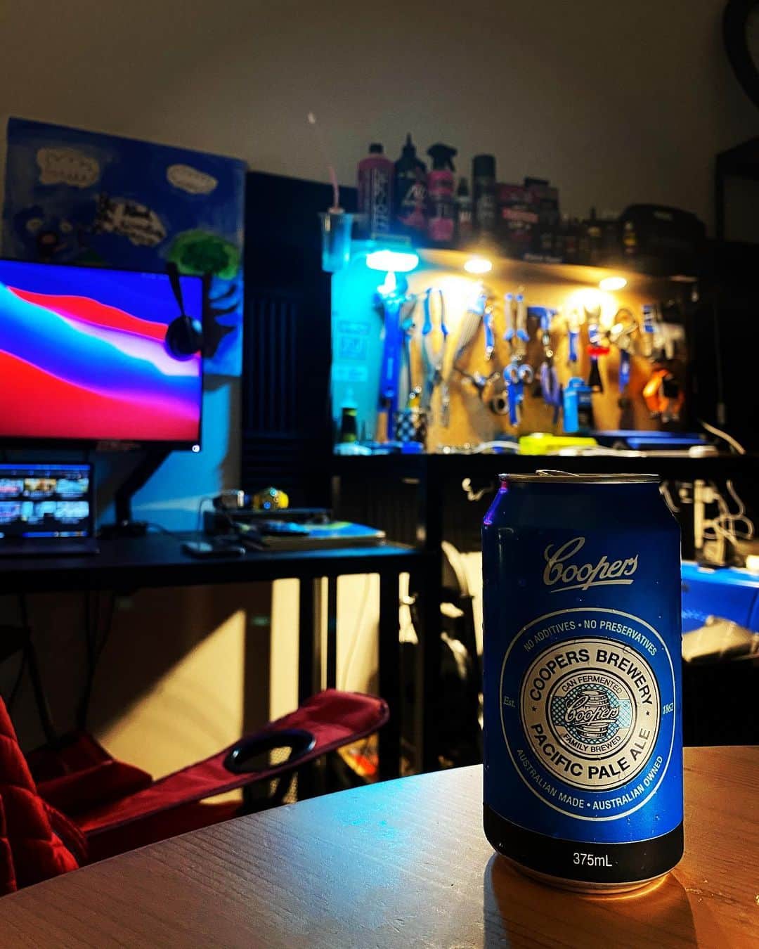 土井雪広のインスタグラム：「皆さん今日も一日お疲れ様でした☺️乾杯🍻」