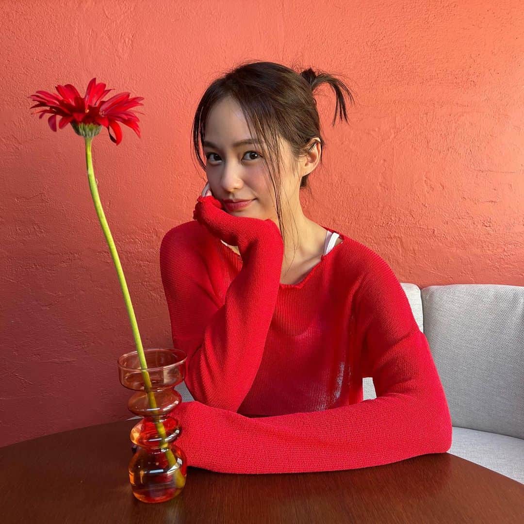PIMTHAのインスタグラム：「🫕 ประทัดข้างบ้านก็ไม่ดังไปกว่าคำว่า คิดถึงแกนะ ของเราหรอก」