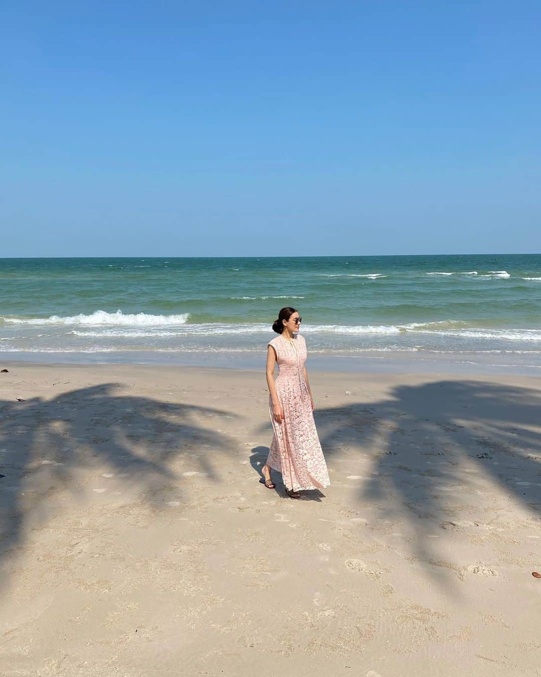 キンバリー・アン・ウォーテマス・ティアムシリのインスタグラム：「So happy to be here again 🌴@chivasomresort」