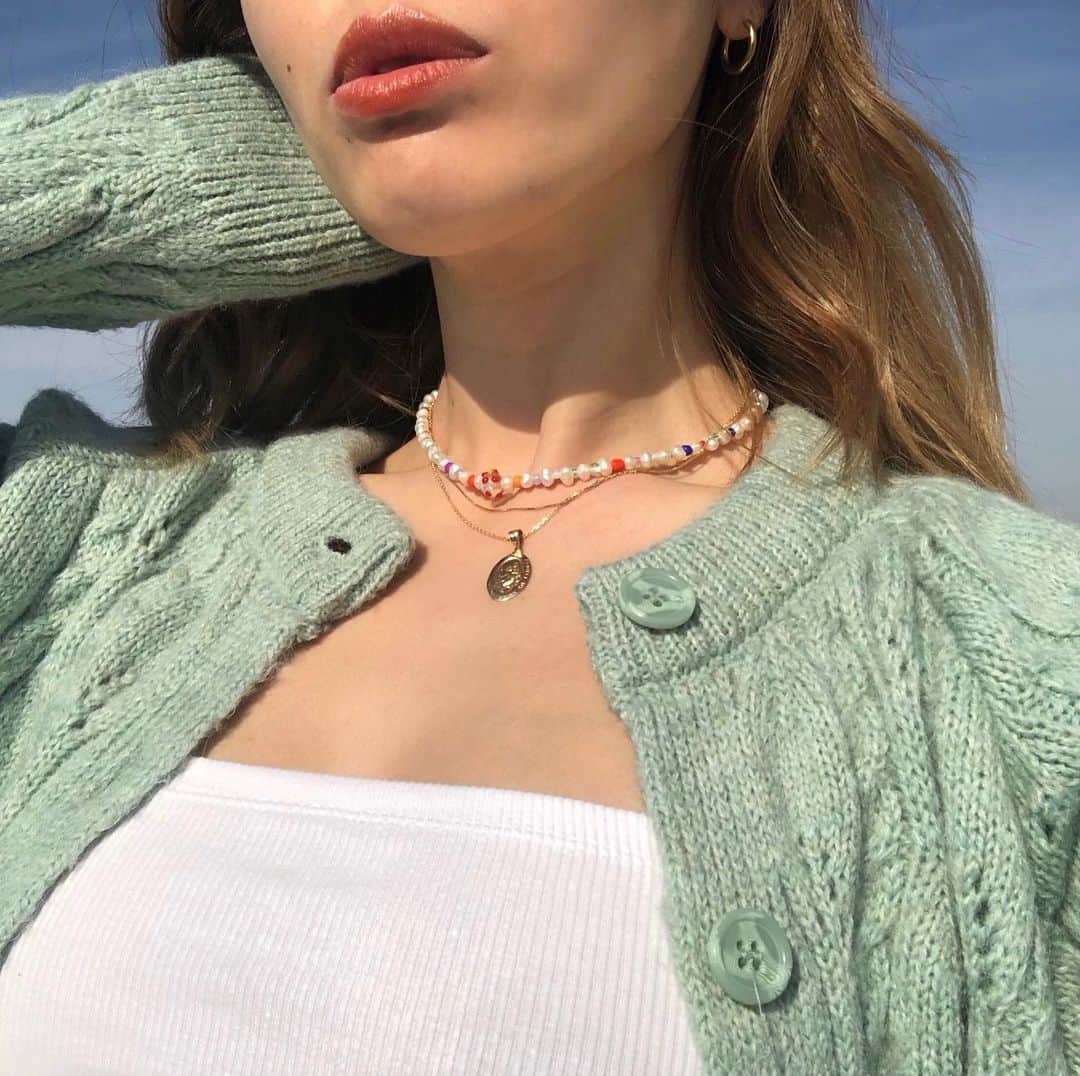 岩崎志保のインスタグラム：「@topazz.topazz 🌈 POPUPも遊びに行こーっと🤍」