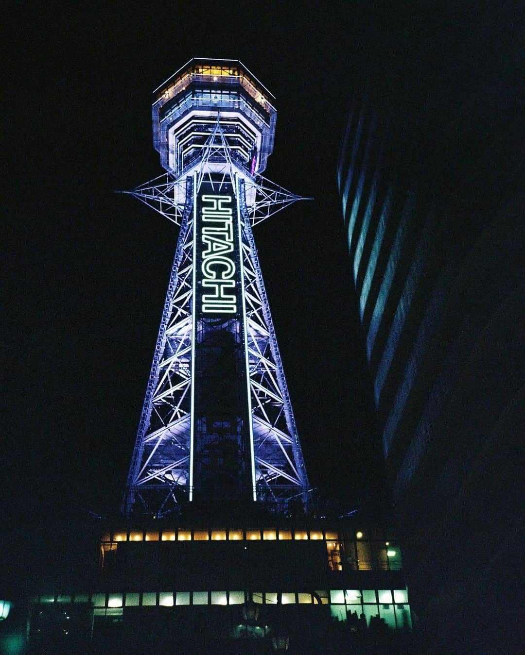 入江甚儀のインスタグラム：「TTK（通天閣）﻿ ﻿ ﻿ #lomography100 ﻿ #konicabigmini301﻿ #film﻿」
