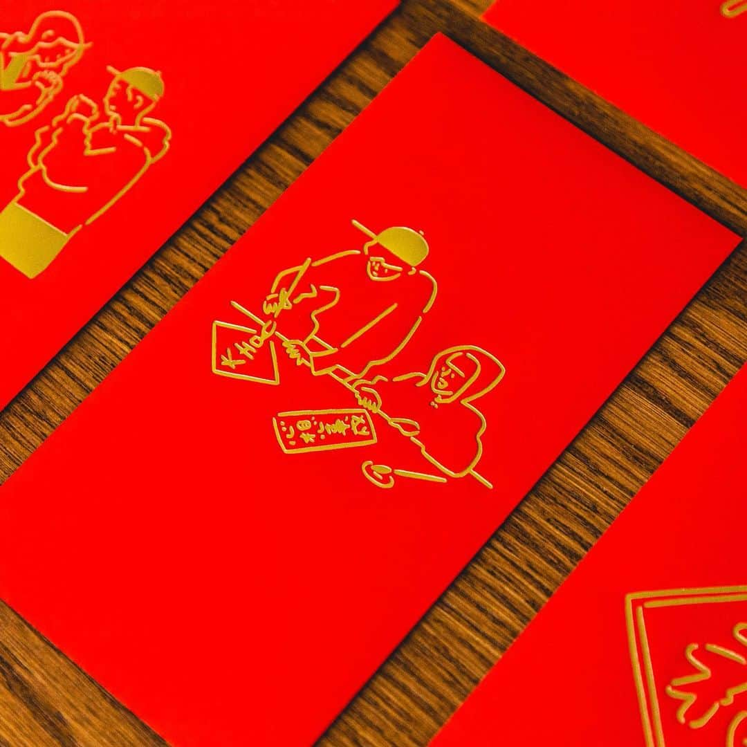 HYPEBEASTさんのインスタグラム写真 - (HYPEBEASTInstagram)「#hypeAF: As we lead up to the Lunar New Year, we’ve rounded up a selection of different red pocket designs celebrating the Year of the Ox from the likes of @louisvuitton, @hermes, @thenorthface, @hbx, @mcdonalds and more. Swipe to check it all out.⁠⠀ Photo: Heison Ho/HYPEBEAST」2月11日 18時11分 - hypebeast