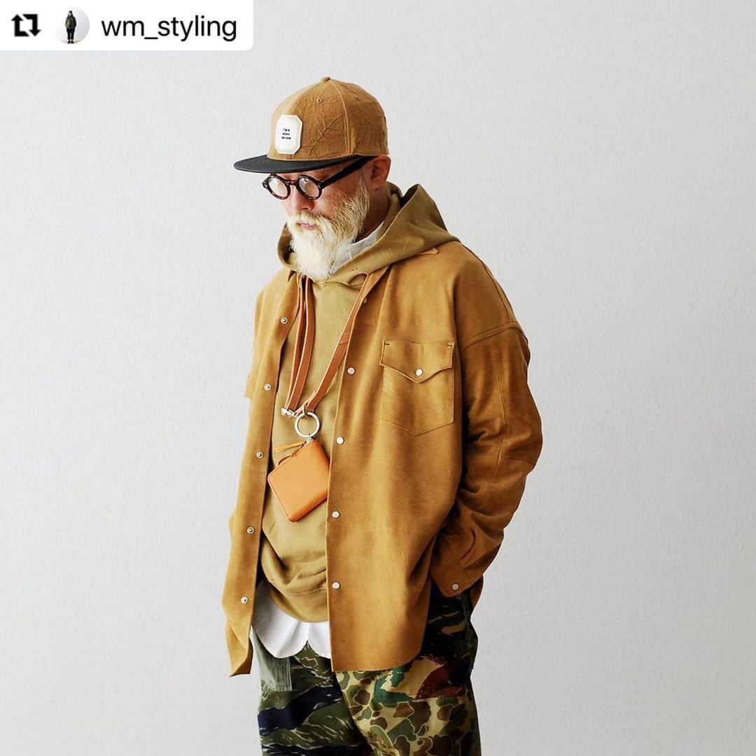 wonder_mountain_irieさんのインスタグラム写真 - (wonder_mountain_irieInstagram)「#Repost @wm_styling with @make_repost ・・・ ［#21SS_WM_styling.］ _ styling.(height 170cm weight 65kg) cap→ #KIJIMATAKAYUKI　￥16,500- eyewear→ #LescaLUNETIER　￥40,700- shirts→ #WESTOVERALLS　￥57,200- sweat→ #visvim　￥36,300- shirts→ #EngineeredGarments　￥26,400- pants→ #South2West8　￥20,900- shoes→ #SALOMONADVANCED　￥25,300- belt→ #yorozu　￥17,600- wallet→ #BRUNABOINNE　￥22,000- _ 〈online store / @digital_mountain〉 → http://www.digital-mountain.net _ 【オンラインストア#DigitalMountain へのご注文】 *24時間受付 *14時までのご注文で即日発送 *1万円以上ご購入で送料無料 商品について：084-973-8204 カスタマーサポート：050-3592-8204 _ We can send your order overseas. Accepted payment method is by PayPal or credit card only. (AMEX is not accepted) Ordering procedure details can be found here. >>http://www.digital-mountain.net/html/page56.html _ 本店：@Wonder_Mountain_irie 系列店：@hacbywondermountain (#japan #hiroshima #日本 #広島 #福山) _」2月11日 18時20分 - wonder_mountain_