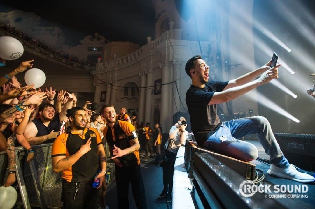 Rock Soundのインスタグラム：「A very Happy Birthday to Mike Shinoda!」