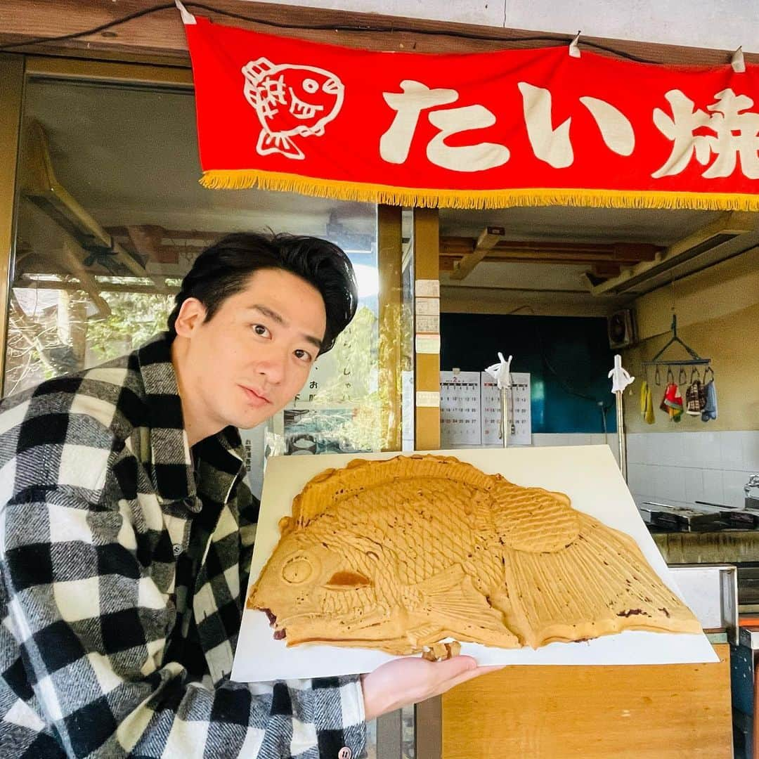 ダイキのインスタグラム：「静岡市の山、川、海で ロケして来ました！ まだまだ、知らないとこばかり。 お楽しみに！！！ #SBS#soleいいね #3分ダイキくん #鯛焼き」