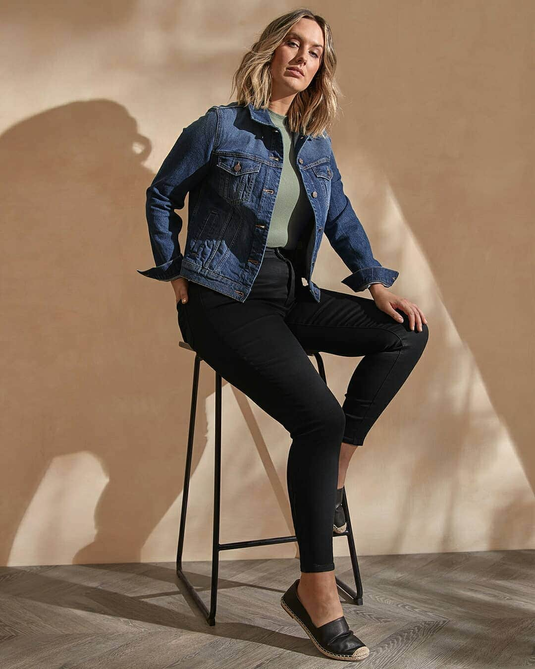 Target Australiaさんのインスタグラム写真 - (Target AustraliaInstagram)「Denim makes the perfect partner to a casual weekend look  🎯♥️ #targetaus #targetauswomen」2月11日 18時36分 - targetaus