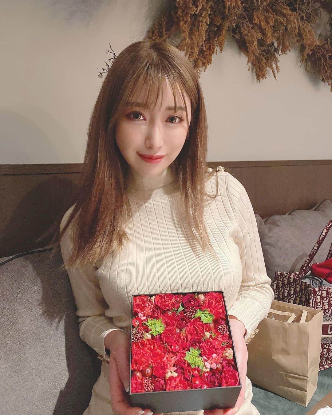 南杏奈のグルメインスタ