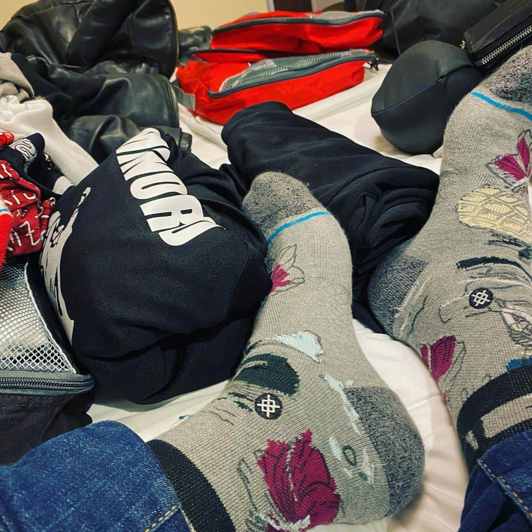 鈴木みのるさんのインスタグラム写真 - (鈴木みのるInstagram)「Today's STANCE  #stancesocks  #stance_japan  広島2連戦終わった。明日また長距離長時間移動なので荷物の整理。洗濯がそろそろ終わるからパッケージ完成までもう少しだな。」2月11日 19時15分 - suzuki.d.minoru