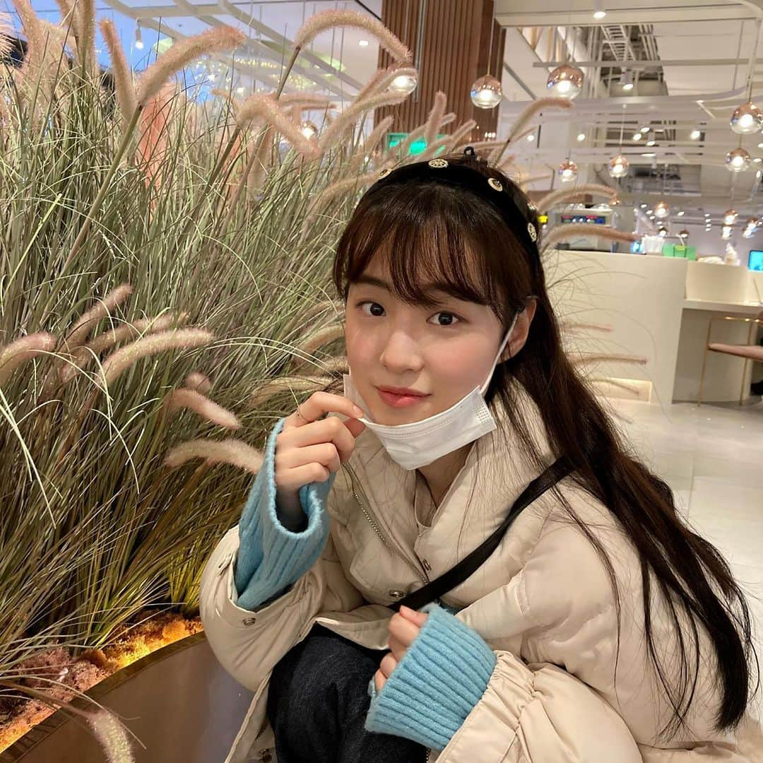 ヘヨンさんのインスタグラム写真 - (ヘヨンInstagram)「햅삐 설 연휴 되세요🙆‍♀️💙」2月11日 19時48分 - j.hyeyeon_