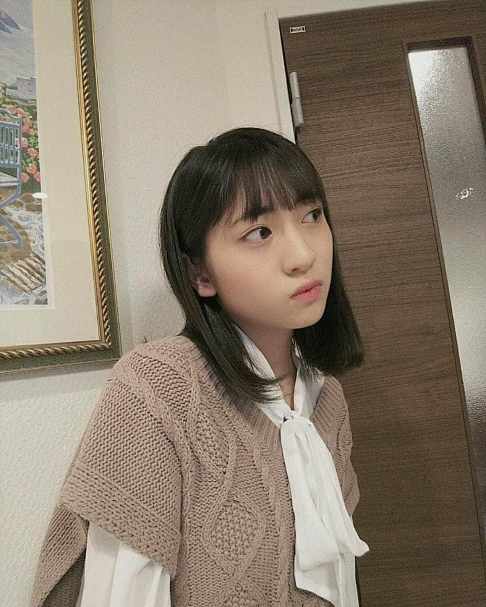 石井美凪さんのインスタグラム写真 - (石井美凪Instagram)「ブラウンマスカラ使った！！  写真では分からないけど、まつ毛が凄い明るくみえる気がする！👀✨  #ブラウンマスカラ#anapgirl #ライジングプロダクション#石井美凪」2月11日 20時49分 - minagi_ishii