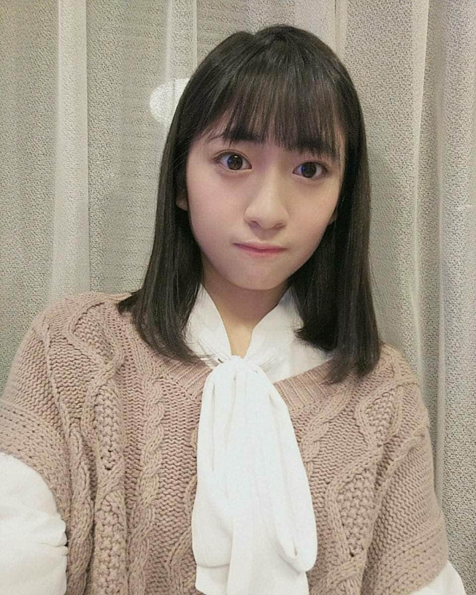 石井美凪さんのインスタグラム写真 - (石井美凪Instagram)「ブラウンマスカラ使った！！  写真では分からないけど、まつ毛が凄い明るくみえる気がする！👀✨  #ブラウンマスカラ#anapgirl #ライジングプロダクション#石井美凪」2月11日 20時49分 - minagi_ishii