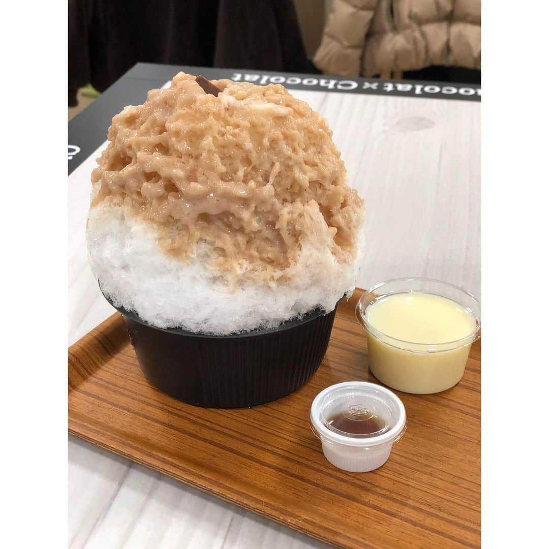 しなしさとこさんのインスタグラム写真 - (しなしさとこInstagram)「. . 埜庵の栗は食べなくては …笑🌰1日200食限定の 人気〜栗は外せない笑😋 . . #しなしさとこ #女子格闘技 #格闘技女子#腹筋女子 #ジョシカク #アラフォー #40代 #44歳 #かき氷 #かき氷女子 #かきごおりすと#氷活 #埜庵 #かき氷の店埜庵 #kakigori #kohori_noan#かき氷埜庵 #小田急百貨店新宿店#さとこかき氷 #栗 #栗かき氷」2月11日 20時51分 - shinashisatoko