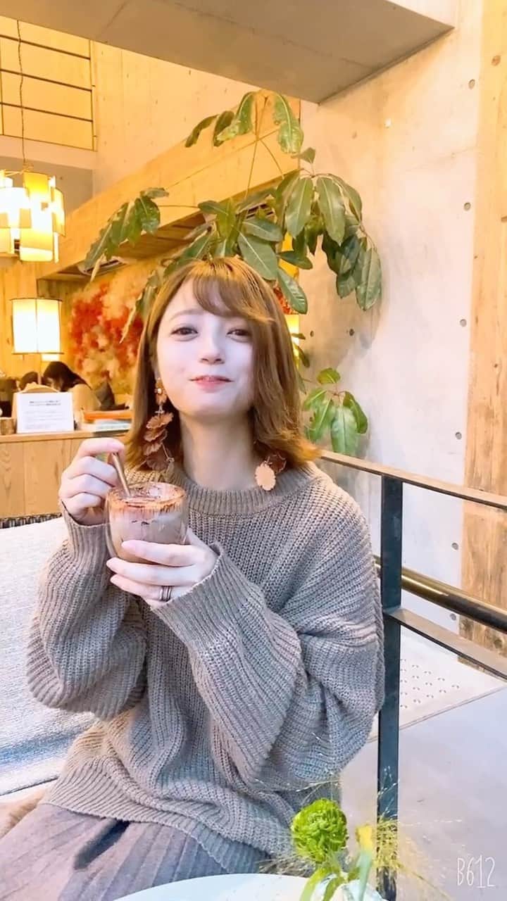 YUMIのインスタグラム：「瑞穂がとってくれた〜！ ✄ @air_takeishi_daisuke 髪の毛いい感じです🥺💕」