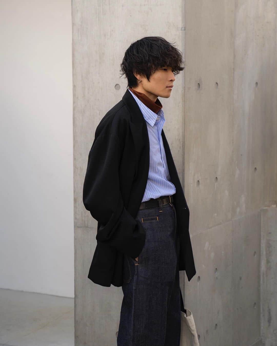 Ryoさんのインスタグラム写真 - (RyoInstagram)「ㅤㅤㅤㅤㅤㅤㅤㅤㅤㅤㅤㅤㅤ　 今日は、ジャケットスタイル🧥 デニムを合わせてカジュアルに👖 ㅤㅤㅤㅤㅤㅤㅤㅤㅤㅤㅤㅤㅤ jacket:#ssstein shirt:#ryotakashima tee:#yoketokyo pants:#studionicholson shoes:#leyuccas bag:#jilsander」2月11日 21時09分 - ryo__takashima