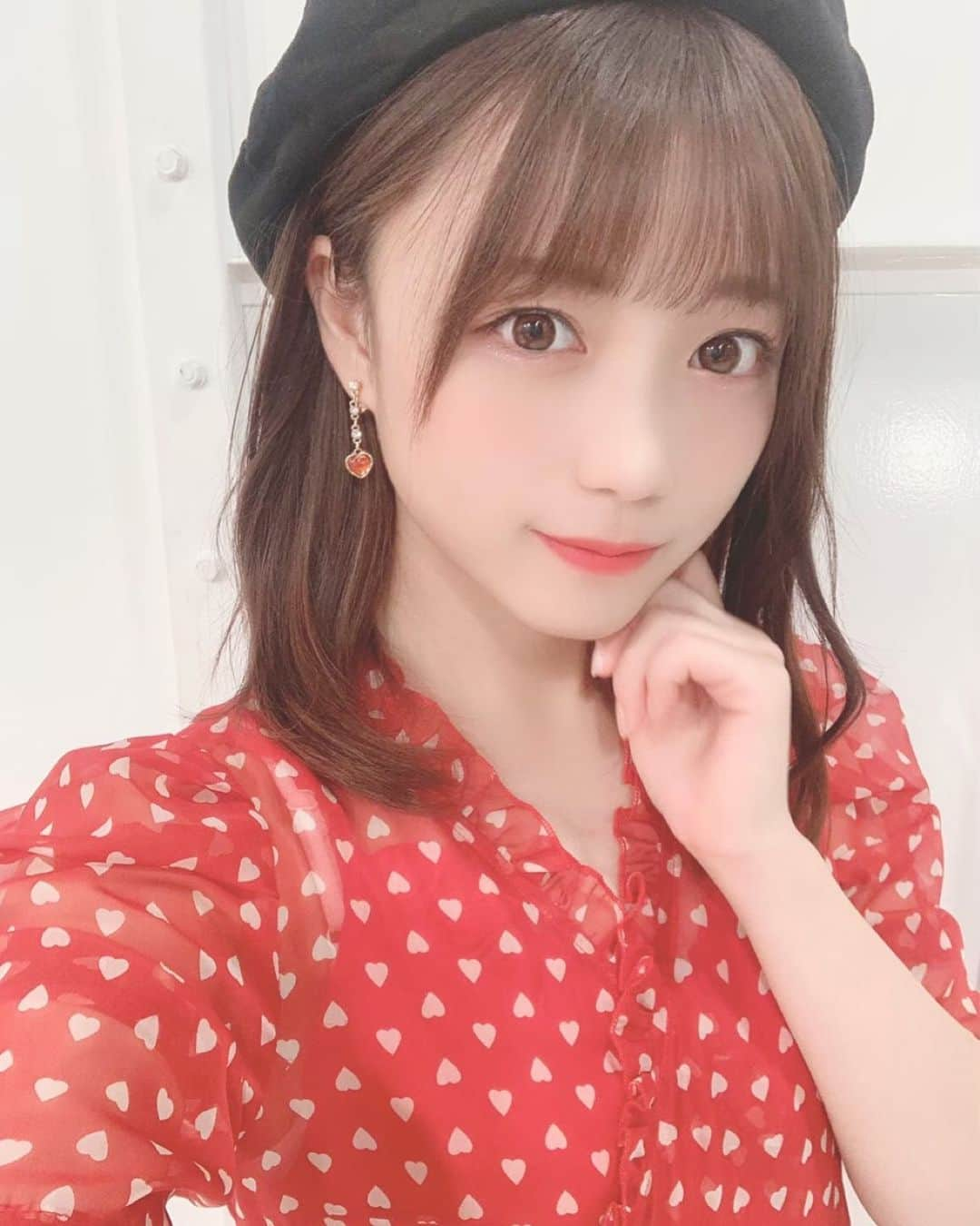 首藤百慧のインスタグラム：「バレンタイン生写真🍫❤️ ． ． #valentine #idol #バレンタイン #生写真 #アイドル #ラストアイドル #ラストアイドル2期生アンダー #首藤百慧 #もえつん」