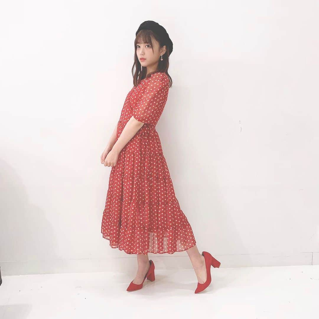 首藤百慧のインスタグラム：「全身バージョン\♡/ . この衣装とっても可愛かったよ〜🥺💓💓 . #valentine #idol #バレンタイン #アイドル #生写真 #ラストアイドル #首藤百慧 #もえつん」