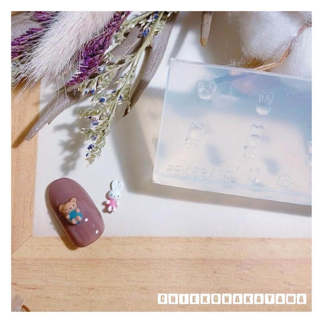 なかやまちえこのインスタグラム：「miniature animal🧸⠀ ⠀ （インスタライブの使用商材は2.3枚目の画像をご覧ください☺️）⠀  PREGEL・Betty gel・きまぐれキャット・PREANFA・PREXY商品は、⠀ ネイリストの方は↓ ⠀ プリモール @nail_premall ⠀ http://gelnailshop.com/ ⠀ キャンディポケット @candypocket_official ⠀ http://www.beautysupport.jp/sm/script_main/shoptop.php ⠀ セルフの方は↓ ⠀ ジョイアート @joyartofficial ⠀ http://joyart.biz/ ⠀ ⠀ にて購入頂けます☺️⠀  #nail #nails #nailart #ネイル #美甲 #ネイルアート  #japanesenailart #manucure #japanesenails #manicurist #gelnails #أظافر #네일아트 #미용 #vẽmóng #ngườiđẹp  #เพ้นท์เล็บ #искусствоногтя #artedeuñas #เพ้นท์เล็บเจล #ジェルネイルデザイン #ネイルデザイン #ゆめかわ #ゆめかわネイル #kawaii #kawaiinails #ミニチュア #miniature」