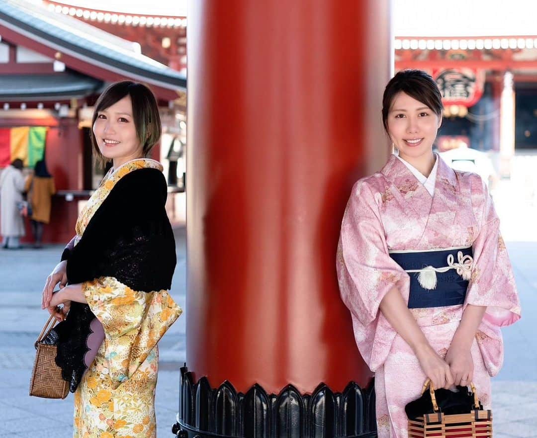のインスタグラム：「🖤関口姉妹🤍Sisters  #姉妹 #着物 #kimono #関口美奈子 #せきぐちあいみ #portrait #portraitphotography #snap #japan_of_insta」